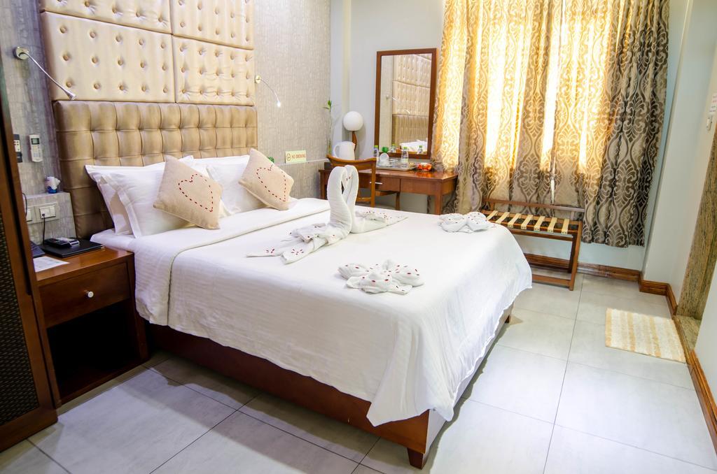 Newtown Inn Хулхумале Екстериор снимка
