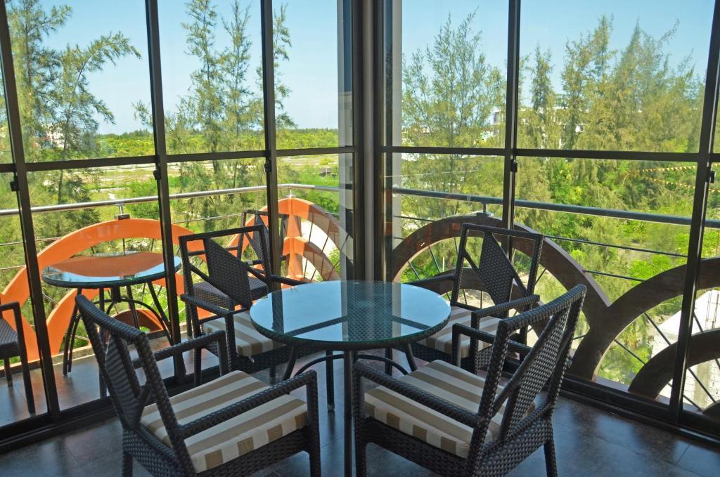 Newtown Inn Хулхумале Екстериор снимка